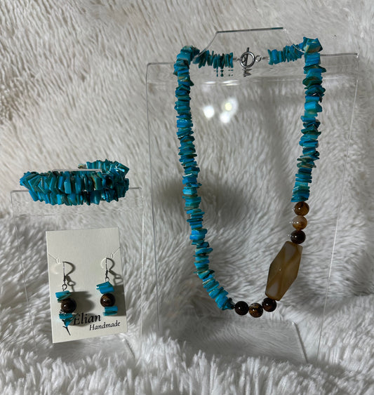 Paradise handmade jewelry set. It includes 28inch necklace, bracelet, and earrings.